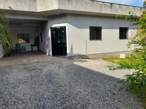 Vende-se casa alto arroio