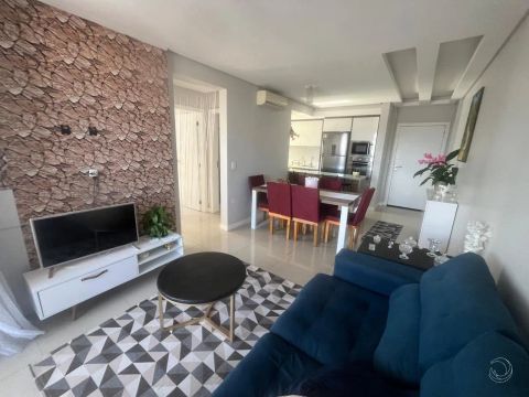 Apartamento 2 quartos sendo 1 suíte em Barreiros, São José