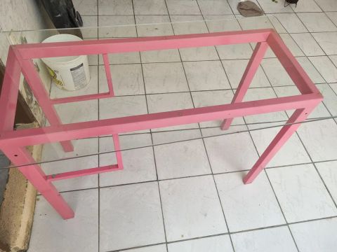 Mesa de escritório rosa