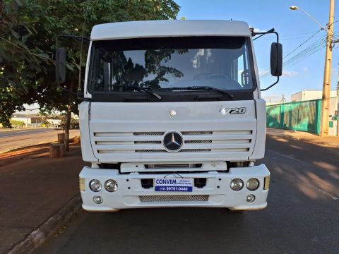 Mbenz 1720 6x2 carroceria