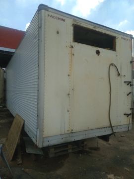 BAU REFRIGERADO FRIGORIFICO TRUCK GANCHEIRO 14 PALLETS 