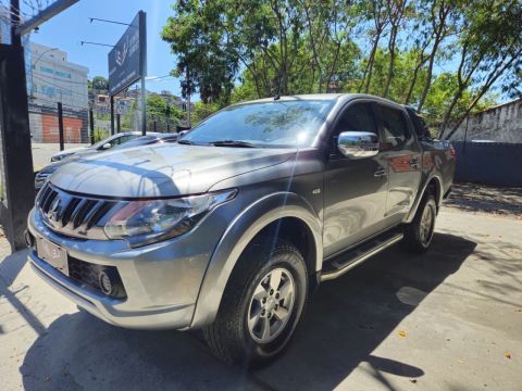 Mitsubishi L200 triton 2019 2.4 16v turbo diesel sport gls cd 4p 4x4 automático