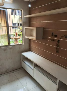 Apartamento térreo no Condomínio mar Azul  em reforma com Porcelanato