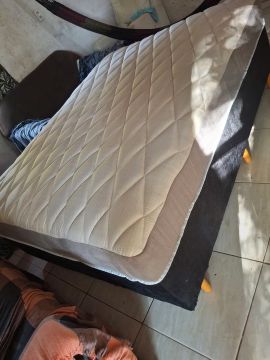 Cama Box casal Top - Ótimo Nova
