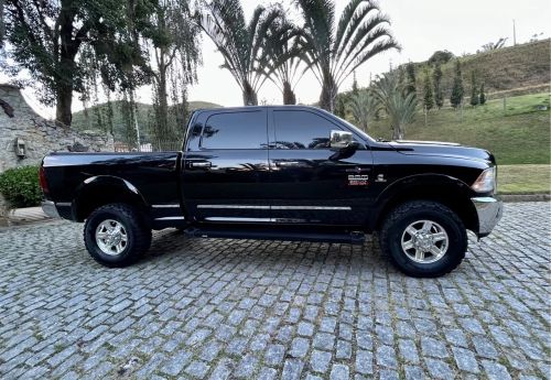 RAM 2500 LARAMIE - IMPECÁVEL! 