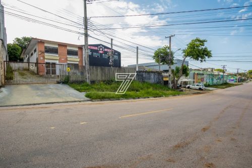 Terreno (dois terrenos) com área total de 1.680m², zoneamento ZR-3, com 24metros de testad