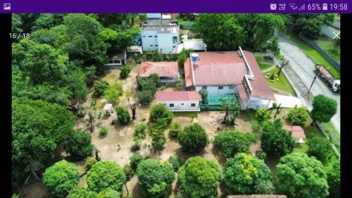 Maravilhosa Casa Chácara em Condomínio Fechado dentro de Maceió com 3.600 m2