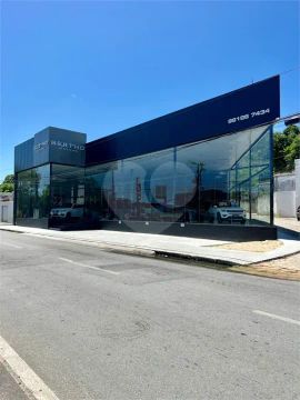 Prédio inteiro à venda ou para locação em Mangabeiras - AL