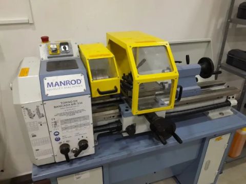 Torno Manrod MR334