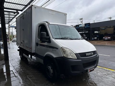 Iveco Daily 70c17 Branco 2013