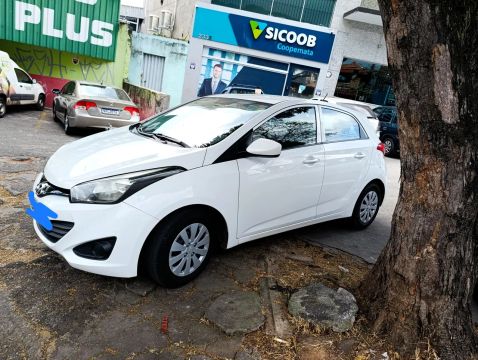 Vendo HB20 veículo de mulher exigente 