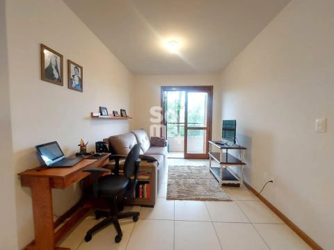 Apartamento um dorimtório prox a entrada da UFSM.