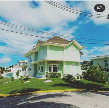 Casa de condomínio em Avenida Itapuã - Morada da Praia - Bertioga/SP