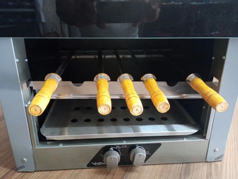 Churrasqueira Elétrica para Espetadas