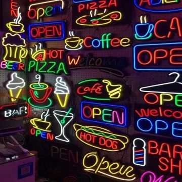 Placas em neon led, letreiros, nomes, desenhos, logos etc 