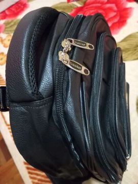 Mochila grande 52cm forte impermeável couro sintetico nova 