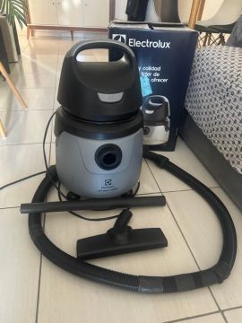 Aspirador de pó Electrolux A10 Smart 1400W