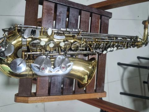 Sax Alto Mib Custon Usado em Ótimo Estado!