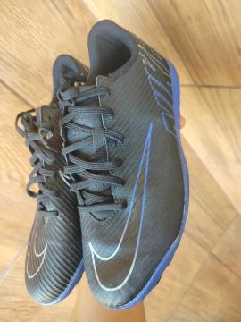 Tênis Nike Futsal - Tamanho 39 - Preto