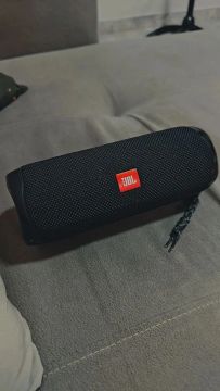 Caixa de Som JBL Flip 5 - Bluetooth - Impermeável