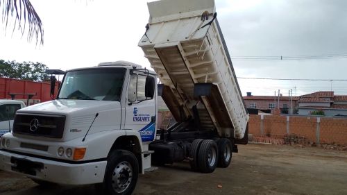 Caminhão Caçamba Mercedes Benz 1620