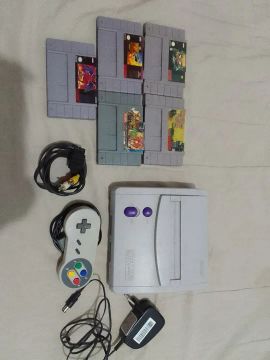 Super Nintendo completo com5  jogos