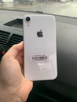 Oportunidade! iPhone XR de 64Gb Branco Semi novo Garantia