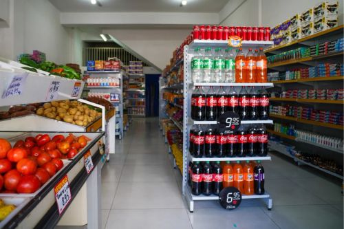 MERCADO À VENDA NO NÚCLEO BANDEIRANTE/DF MAIS DE 40 ANOS DE TRADIÇÃO 