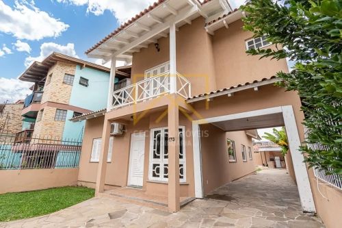 Casa à venda no bairro COHAB - Cachoeirinha/RS