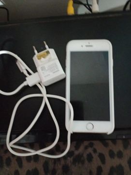 IPHONE 6S MUITO CONSERVADO 