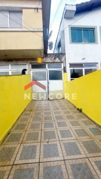 Casa em Rua Francisco Brochado da Rocha - Esplanada dos Barreiros - São Vicente/SP