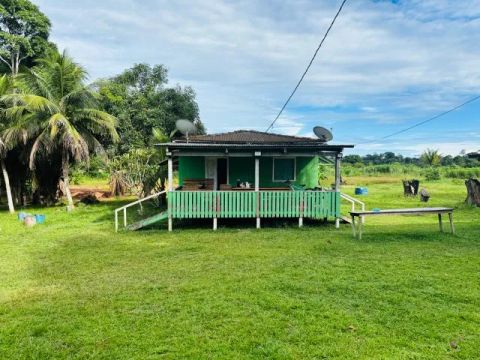 Vende-se uma chácara na cidade de Plácido de Castro