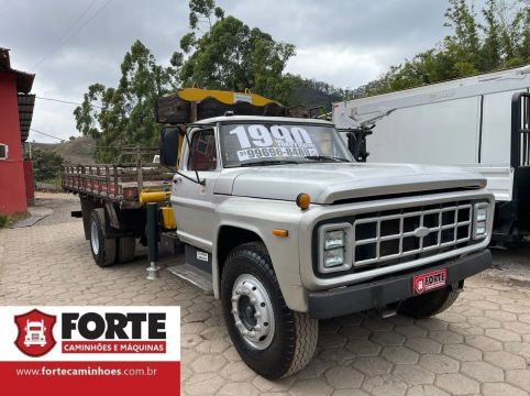 Ford F-14000 com Carroceria e Munck