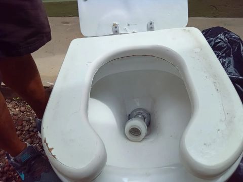 Vaso sanitário para deficiente 