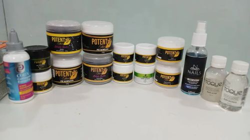 Produtos e móveis para salão de beleza 