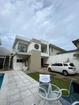 Casa temporada Itacoatiara 