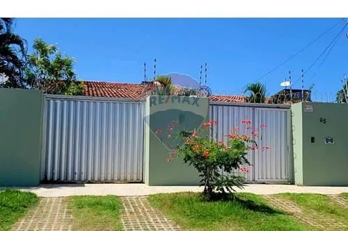 Casa 3 Suítes Para Venda Com Localização Privilegiada Ponta Negra. iZ10qE