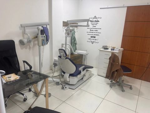 Alugo consultório odontológico 