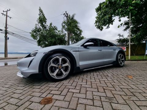 Porsche Taycan Cross 2022 