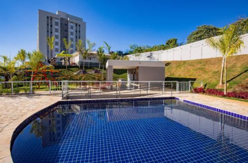 APARTAMENTO à VENDA no QUARESMEIRAS em VARGINHA