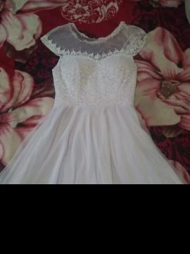 Vestido branco para festas 