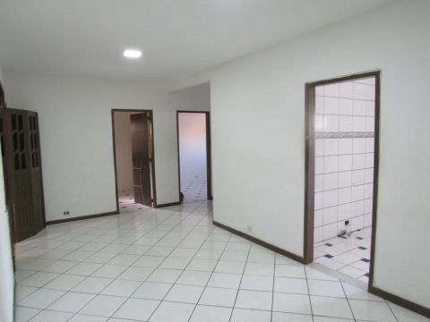 Imóvel para aluguel e venda com 120 metros quadrados com 3 quartos em Pituaçu - Salvador -