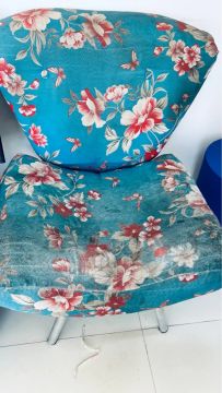 Poltrona Floral Confortável