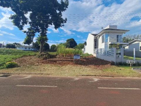 Terreno 12x50 = 600m2