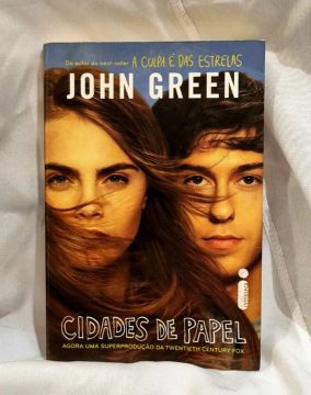 Cidades de Papel - John Green (Ótimo Estado)