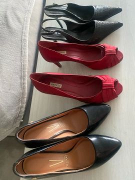 Sapatos número 34