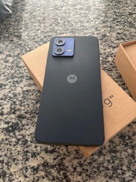 Motorola Moto G84 5G - 6 meses de uso