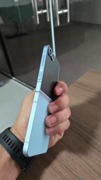 Smartphone Azul Novo