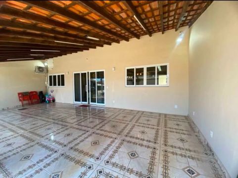 Imóvel para aluguel possui 135 metros quadrados com 3 quartos em Setor Oeste - Brasília - 