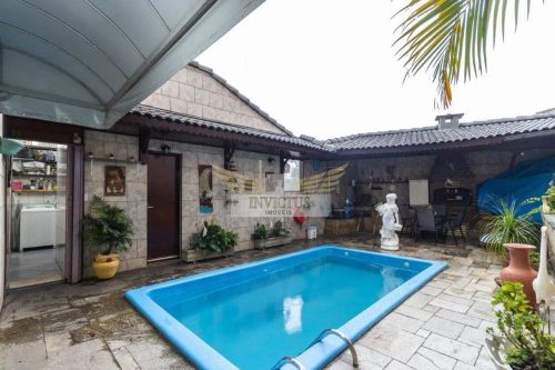 Sobrado com 4 Quartos para Alugar, 234m² - Jardim São Luís, São Bernardo do Campo/SP.